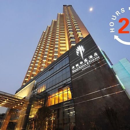 Royal Suites & Towers Wuhan Exterior foto