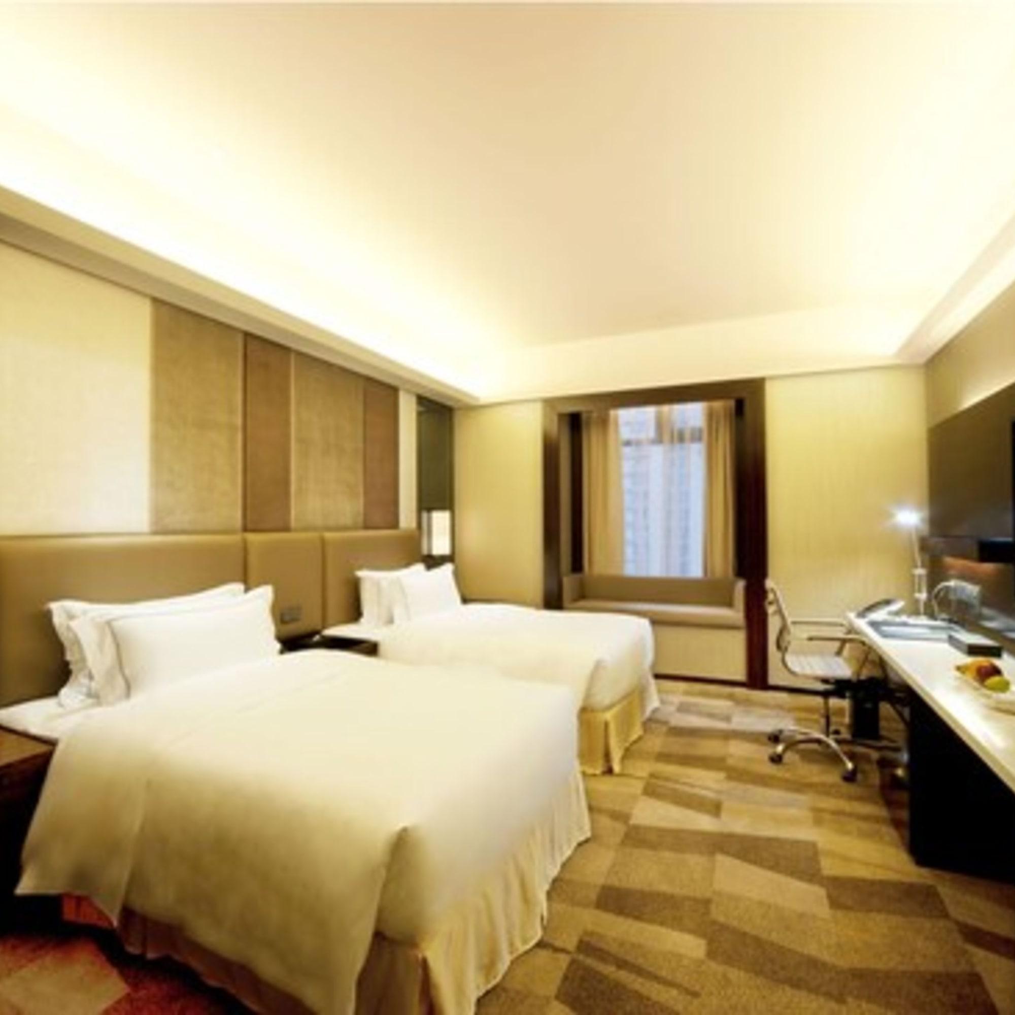 Royal Suites & Towers Wuhan Exterior foto