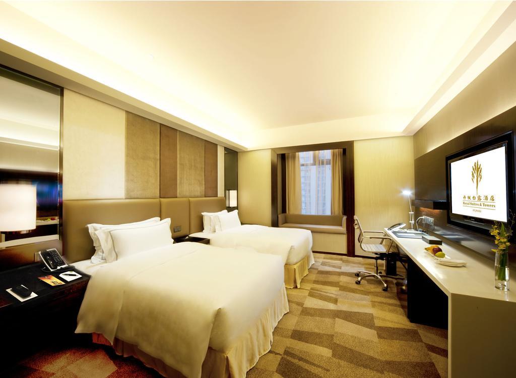 Royal Suites & Towers Wuhan Habitación foto